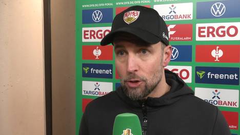 Stuttgart-Trainer Sebastian Hoeneß spricht im Interview über das Champions-League-Aus des VfB und die bisherige Saison.
