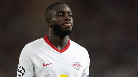 Leipzigs Dayot Upamecano gilt als heißer Kandidat auf die Nachfolge von Jérôme Boateng beim FC Bayern. Allerdings hängt die Personalie auch an der vertrakten Situation um David Alaba. 