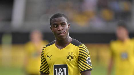 Youssoufa Moukoko ist erst 16 Jahre alt, doch Borussia Dortmunds Ausnahmetalent wollte aufhören noch bevor seine Karriere richtig begonnen hat. Das hat einen Grund.
