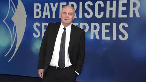 Uli Hoeneß zeigt sich wenig anerkennend nach dem Klassenerhalt des VfB Stuttgart. Nun kassiert der frühere Bayern-Boss von den Schwaben den Konter.