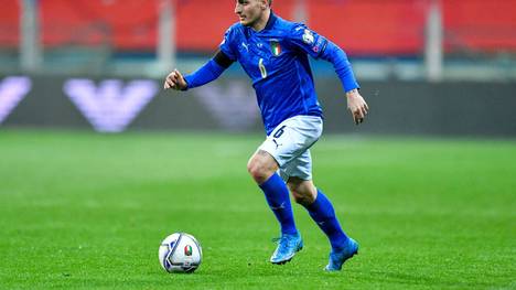 Italiens Hoffnungen auf die Rückkehr von Mittelfeldchef Marco Verratti wachsen: Der 28-Jährige von PSG kam am Samstag bei einem Trainingsspiel zum Einsatz.