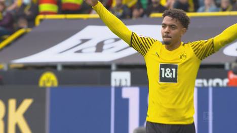 Nach Startschwierigkeiten kommt Donyell Malen bei Borussia Dortmund immer mehr ins Rollen. Der Holländer zeigt mehr und mehr, warum der BVB 30 Millionen Euro für ihn nach Eindhoven überwiesen hat.