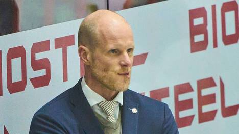 Jetzt ist es fix: Toni Söderholm wirft überraschend nach vier Jahren als Eishockey-Bundestrainer hin und wechselt zum Schweizer Spitzenklub SC Bern. 