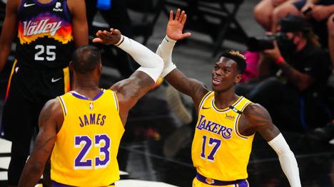 Basketball-Star Dennis Schröder plant nach seiner Daumen-OP ein Blitz-Comeback bei den LA Lakers in der NBA.