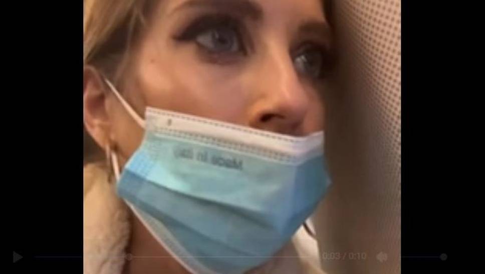 Cathy Hummels durchlebt einen wahren Albtraum. Das Flugzeug der langjährigen Ehefrau von Mats Hummels muss wegen eines Feuers an Bord notlanden.