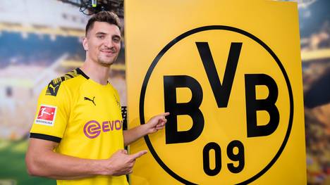 Borussia Dortmund hat den ersten Transfer des Sommers bekannt gegeben. Der BVB sichert sich die Dienste von Thomas Meunier. 