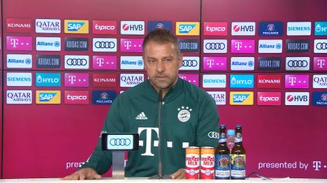 Wird Hansi Flick der Nachfolger von Joachim Löw? Der Bayern-Trainer äußert sich vor dem Bremen-Spiel zu den Gerüchten um seine Person und lässt ein klares Bekenntnis zu Bayern vermissen.