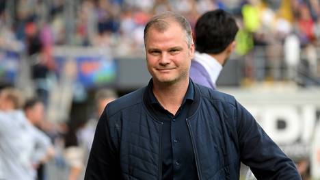 Der VfB Stuttgart klärt die Nachfolge von Sven Mislintat. Der neue Sportdirektor kommt aus der Zweiten Liga.