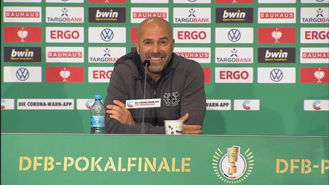 Leverkusen-Coach Peter Bosz bezeichnet den Gegner im DFB-Pokafinale als "machbar". Bayern und Hansi Flick sehen das anders.