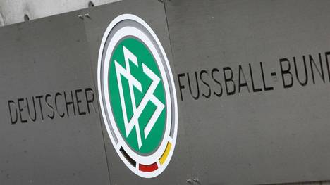 DFB-Vizepräsident Rainer Koch hat klar betont, dass es für den Deutschen Fußball-Bund nicht in Frage kommt, eine Ablösezahlung für den künftigen Bundestrainer zu tätigen.
