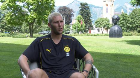 Niklas Süle spricht über die Neuzugänge beim BVB und die Spiel-Philosophie des neuen Trainers. 