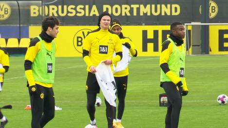 Weil der Verein in der Corona-Krise Geld sparen muss, verzichten die Profis von Borussia Dortmund auf teile ihres Gehaltes.