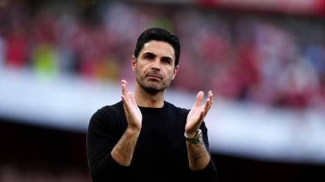 Mikel Arteta klärt beim FC Arsenal seine Zukunft. Der spanische Coach bleibt Kai Havertz und Co. längerfristig erhalten.