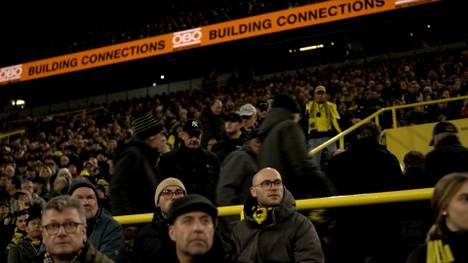 Bei der Klatsche im Heimspiel gegen die Bayern verlassen einige Dortmund-Fans vorzeitig das Stadion. Sofort hagelt es im Netz Häme über die vermeintlich doch nicht so "echte" Liebe.