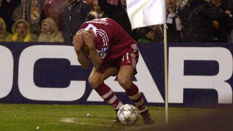 Stefan Effenberg wurde 2002 in Madrid mit Feuerzeugen beworfen. Im STAHLWERK Doppelpass spricht er über diese Erfahrung und wie er mit diesem Angriff umging. 