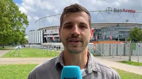 Jonathan Tah wird Bayer Leverkusen im Sommer ablösefrei verlassen. SPORT1-Reporter Manfred Sedlbauer und Leverkusen-Legende Carsten Ramelow sprechen über den Bayer-Kapitän.