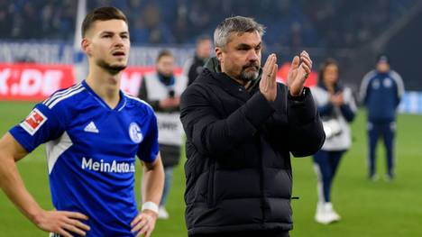 Der FC Schalke 04 geht im Falle eines Abstiegs mit Thomas Reis in 2. Bundesliga. 