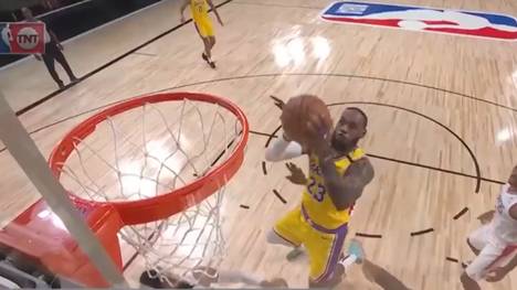 Die Lakers bezwingen die Clippers zum NBA-Restart in einer dramatischen Schlussphase. LeBron James avanciert zum Matchwinner.
