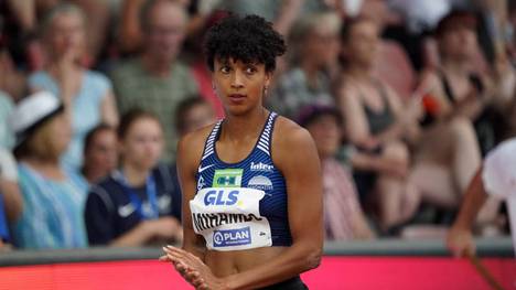 Malaika Mihambo hat sich bei den Deutschen Meisterschaften der Leichtathleten doch schwerer verletzt als erhofft.