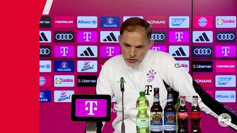 Auf der Pressekonferenz des FC Bayern München äußert sich Thomas Tuchel über das aktuelle Formtief von Alphonso Davies. Tuchel betont dabei, dass man im Verein um das Potenzial des Kanadiers wisse und der Linksverteidiger ein "guter Kerl" sei.