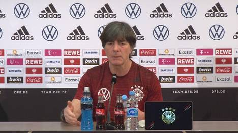Nach der Europameisterschaft hört Joachim Löw als Bundestrainer auf. Wird er direkt danach Vereinstrainer? Löw äußert sich auf der Pressekonferenz zu seiner Zukunft.