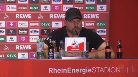 Steffen Baumgart reagiert auf der Pressekonferenz auf seinen Ausraster gegen den FC Augsburg.