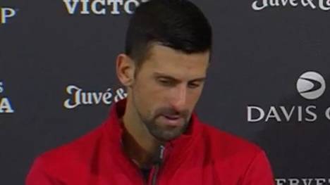 Novak Djokovic verlor im Halbfinale gegen Jannik Sinner im entscheidenden Einzel. Der Serbe war nach dem Aus extrem enttäuscht, zollt aber Respekt an dessen Kontrahenten.
