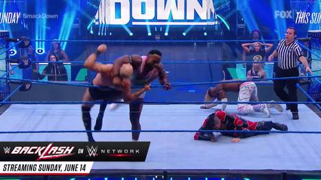 Nach ihrem vielbeachteten "Take a Knee" kämpfen The New Day bei SmackDown gegen das internationale Duo Cesaro und Shinsuke Nakamura.