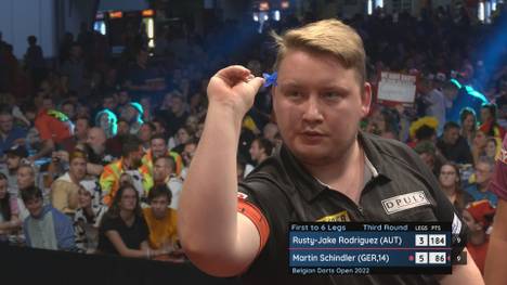 Martin Schindler schlägt Rusty Rodriguez bei der Belgian Darts Open mit 6:3 und zieht ins Viertelfinale ein.