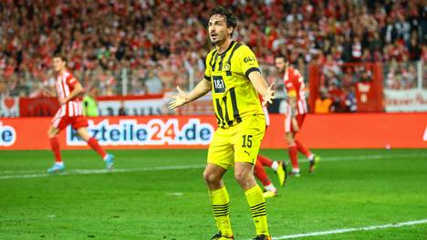 Lothar Matthäus geht mit BVB-Star Mats Hummels hart ins Gericht. Der Innenverteidiger hatte nach den letzten Spielen immer wieder seine Mannschaft kritisiert. 