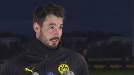 Seit etwas mehr als vier Wochen ist Edin Terzic nun Chefcoach beim BVB. Torwart Roman Bürki verrät, was sich unter dem vorherigen Co-Trainer verändert hat.