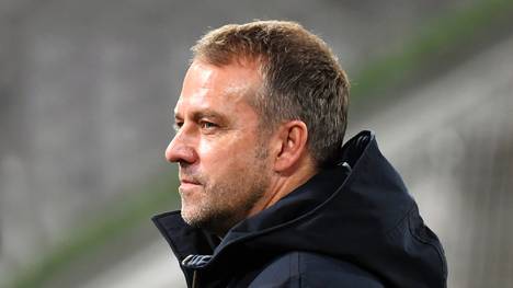 Hansi Flick muss bei der Wahl zum Welttrainer 2020 Jürgen Klopp den Vortritt lassen. Der Bayern-Coach reagiert enttäuscht.