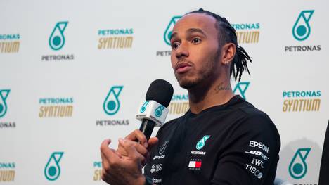 Rekordweltmeister Lewis Hamilton hat angesichts des jüngsten Rassismus-Vorfalls einen Appell nicht bloß an die Formel-1-Gemeinschaft gerichtet.