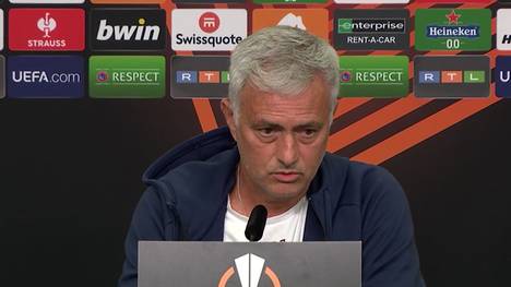 José Mourinho, Trainer der AS Rom, erklärt, warum er sich nicht als Favoriten auf den Einzug ins Finale der Europa League sieht und erklärt seinen Aberglaube in Prozentzahlen. 