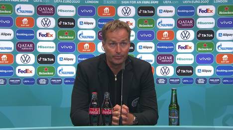 Dänemark scheitert im Halbfinale der EM in der Verlängerung an England. Nach dem Spiel ist Trainer Kasper Hjulmand voll des Lobes für seine Mannschaft.