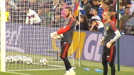 David de Gea spielt in der spanischen Nationalmannschaft keine Rolle mehr. Nun wurde er vom Präsidenten des spanischen Fußballverbandes fälschlicherweise zum Rücktritt beglückwünscht.