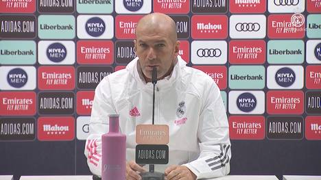 Vor dem Clásico gegen den FC Barcelona zeigt sich Zinedine Zidane überraschend selbstbewusst. Dabei sprechen die letzten Resultate nicht für die Königlichen.