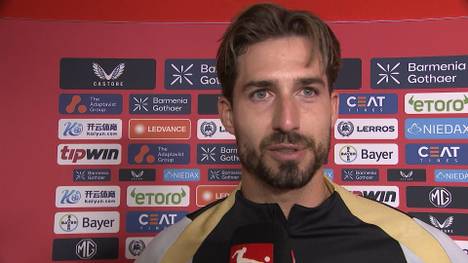 Nach der Niederlage gegen Leverkusen zeigt sich Frankfurt-Keeper Kevin Trapp enttäuscht über das Ergebnis und spricht über seine Leistung beim zweiten Gegentreffer. 