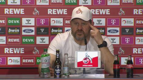 Der 1. FC Köln verliert mit 0:1 gegen den SC Freiburg und das, obwohl die Mannschaft von Steffen Baumgart zahlreiche eigene Chancen kreiert hat. 