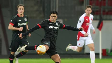 Rückschlag für Bayer Leverkusen: Nadiem Amiri ist an Corona erkrankt. Das gab sein Klub in einer Pressemitteilung bekannt. 