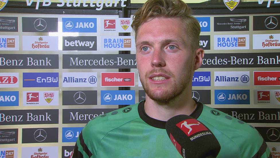 Der VfB Stuttgart entgeht in einem Herzschlagfinale der Relegation. Dementsprechend emotional zeigen sich Spieler und Verantwortliche nach dem Spiel in den Interviews.