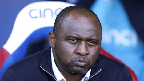 Der englische Premier-League-Klub Crystal Palace reagiert auf die Negativserie und trennt sich von Teammanager Patrick Vieira.