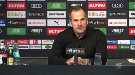 Die Horror-Serie des FC Schalke geht mit dem 1:4 bei Borussia Mönchengladbach weiter. Trainer Manuel Baum erkennt aber auch positive Ansätze im Spiel des Tabellenletzten.
