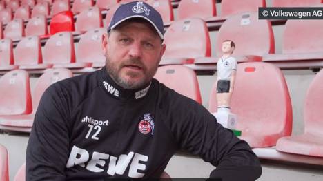 Steffen Baumgart ist bekannt für seine Schlagfertigkeit. Nun wurde der Trainer des 1. FC Köln von der Deutschen Akademie für Fußball-Kultur für den Fußball-Spruch des Jahres 2021 ausgezeichnet.