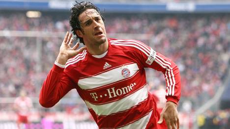 Luca Toni gehört zu einem der besten Torjäger von Bayern München im 21. Jahrhundert. Der furiose italienische Stürmer spielte bei Traditionsklubs wie AS Rom, Juventus Turin oder auch AC Florenz. Für die Squadra Azzura war er ein Leistungsträger bei der WM 2006 und er kreierte einen unverkennbaren Torjubel. Wie gut war eigentlich Luca Toni?