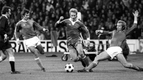 Karl-Heinz Rummenigge verlässt den FC Bayern ein bisschen früher als gedacht. Zum 1. Juli übernimmt Oliver Kahn als Vorstandsvorsitzender - und tritt dabei in riesige Fußstapfen.