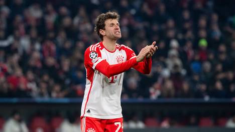 Der FC Bayern-Präsident Herbert Hainer bestätigt Vertragsverhandlungen zwischen Thomas Müller und dem Verein.