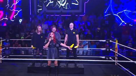 Dicke Überraschung bei WWE: Ava Raine, die junge Tochter von Megastar Dwayne "The Rock" Johnson, feiert ihr TV-Debüt - als Teil einer düsteren Gruppierung.