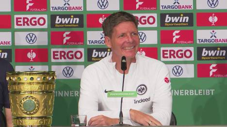 Vor 10 Jahren arbeiteten Oliver Glasner und Marco Rose gemeinsam bei RB Salzburg. Nun treffen sie im Pokalfinale aufeinander. Der Eintracht-Coach sorgt mit einem Spruch für einen Lacher.