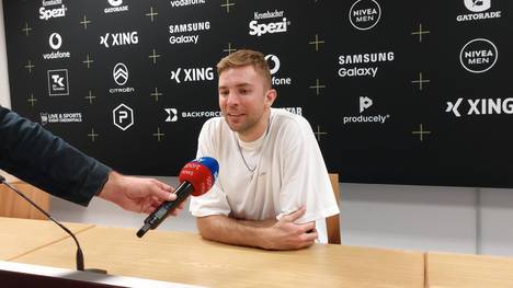 Auf einer Pressekonferenz im Rahmen der Baller League spricht Christoph Kramer über seinen Abschied bei Borussia Mönchengladbach.